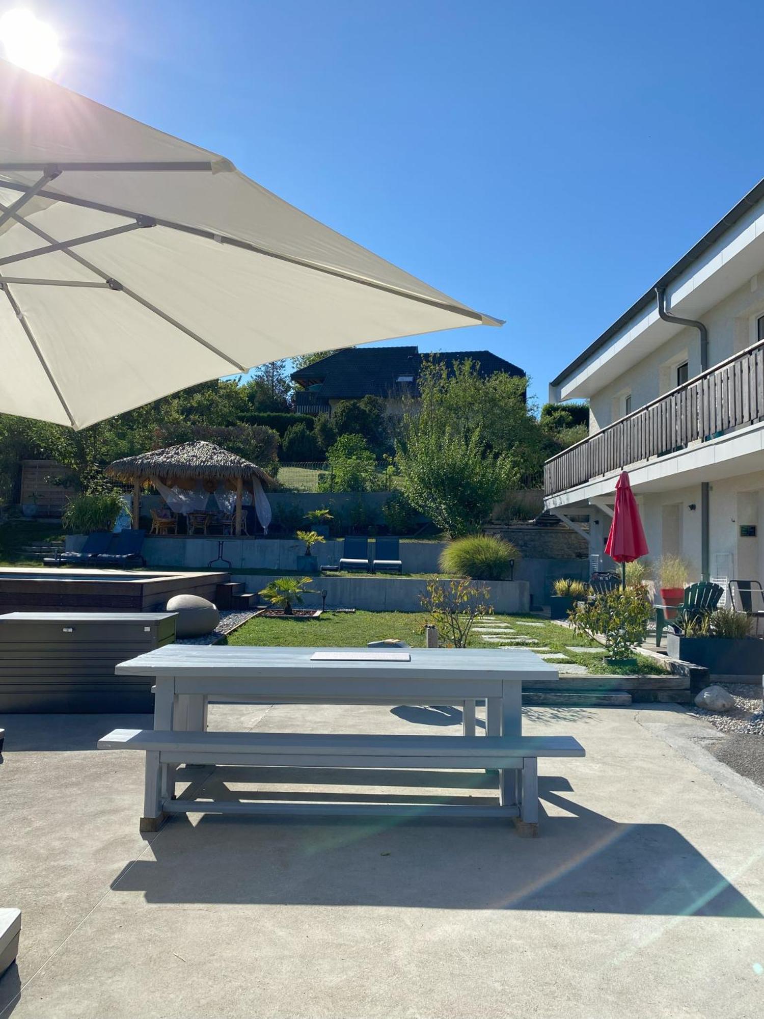 Falhappy House Poisy Exterior photo